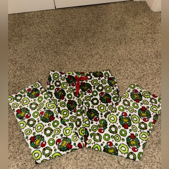 Cute Christmas 🎄 grinch size XL pajamas sleep 🎁 - Picture 1 of 6